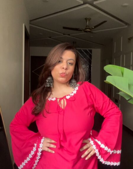 Saisha Kurti