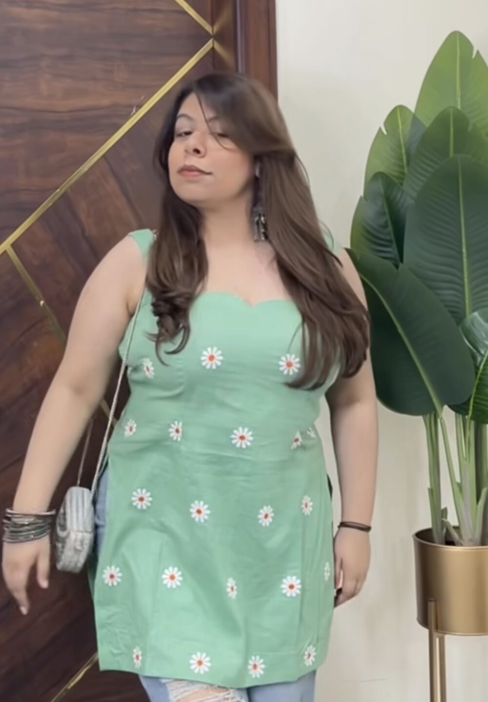 Green Daisy dream kurti - Image 3