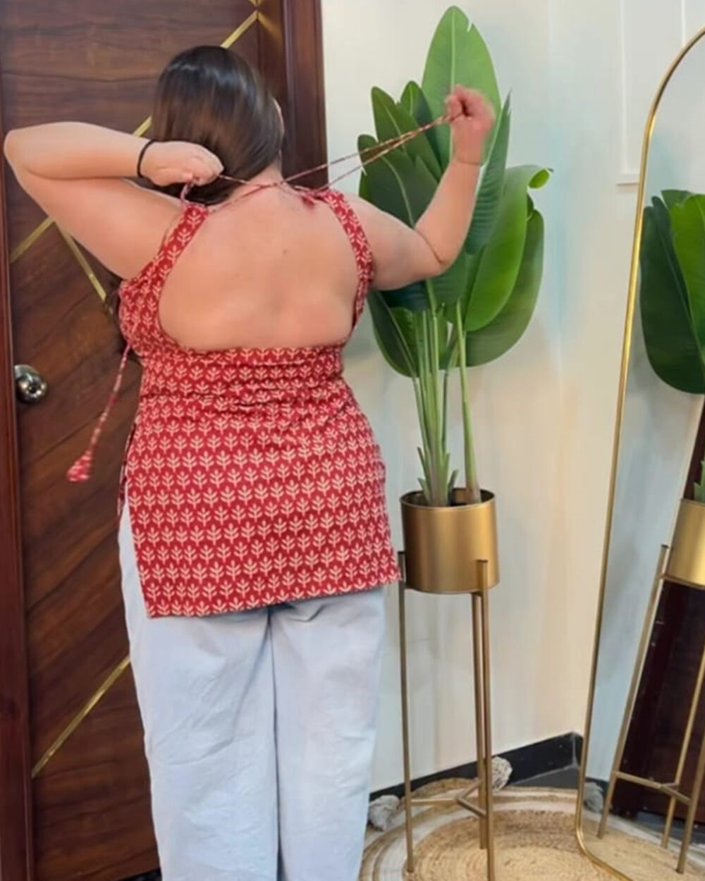Red dori kurti