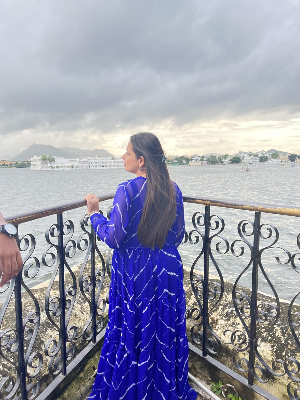 Blue lehriya shrug - Image 2
